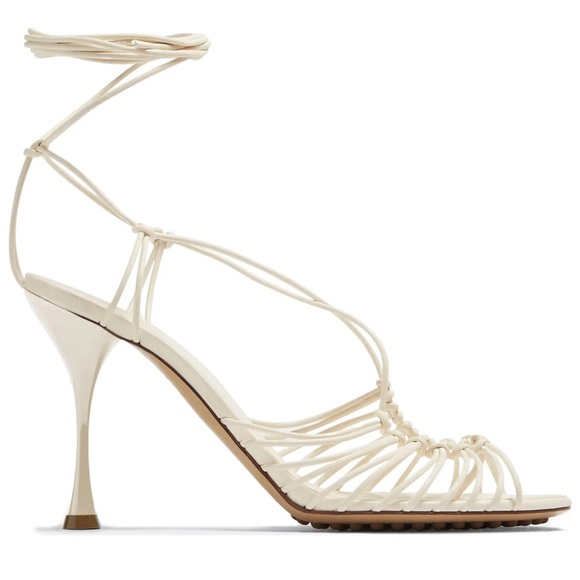 *BRAND NEW* Bottega Veneta ankle strap sandals sizes 7.5 - Picture 1 of 8